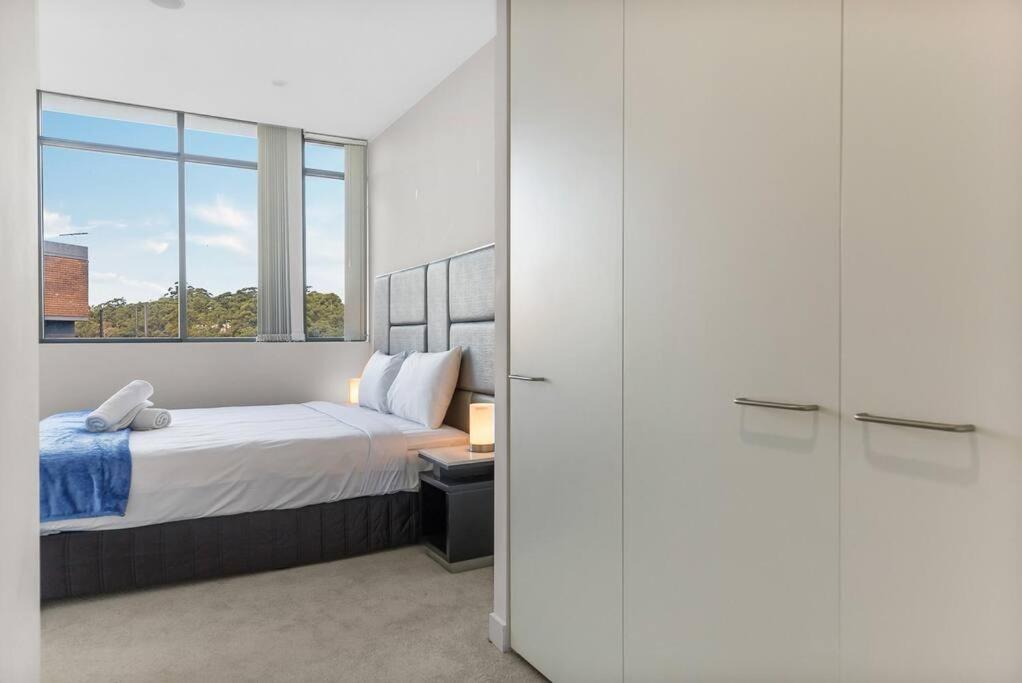 Two Bedroom Private Apartment In Lane Cove With Parking ซิดนีย์ ภายนอก รูปภาพ