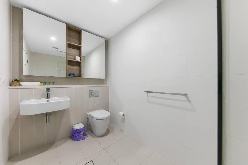 Two Bedroom Private Apartment In Lane Cove With Parking ซิดนีย์ ภายนอก รูปภาพ